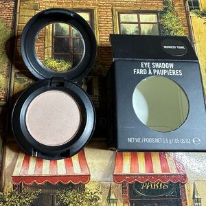 MAC COSMETICS BNIB MODESTE TONE eyeshadow Satin NEW VERY RARE!